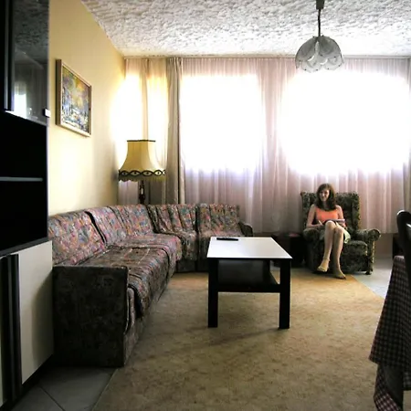 Διαμέρισμα Three-bedroom In I *