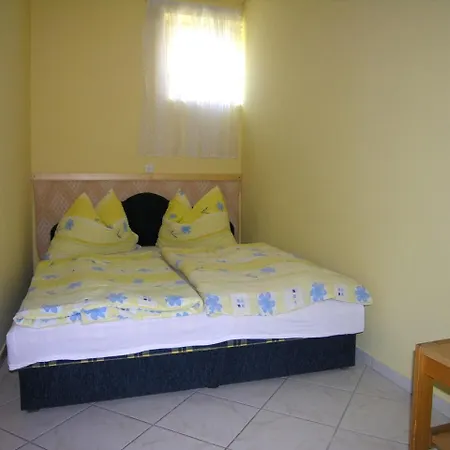 Διαμέρισμα Three-bedroom In I
